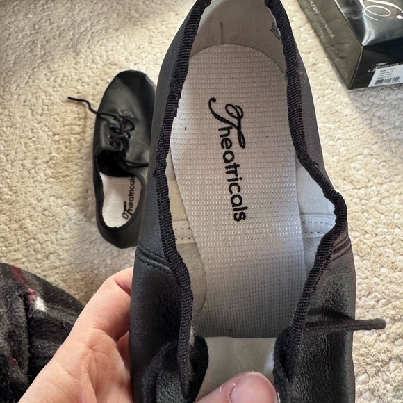 Theatricals Footwear Adult GUC Lace Up Jazz Shoes Size 11, Black - Picture 8 of 12